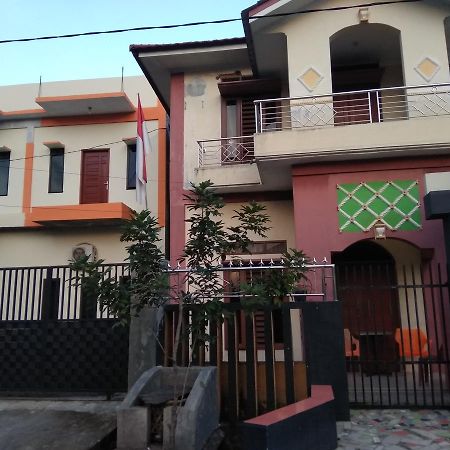 Pondok Cemara Hotell Medan Eksteriør bilde