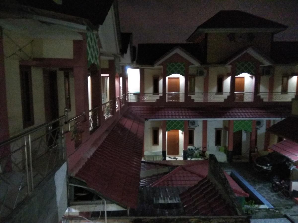 Pondok Cemara Hotell Medan Eksteriør bilde