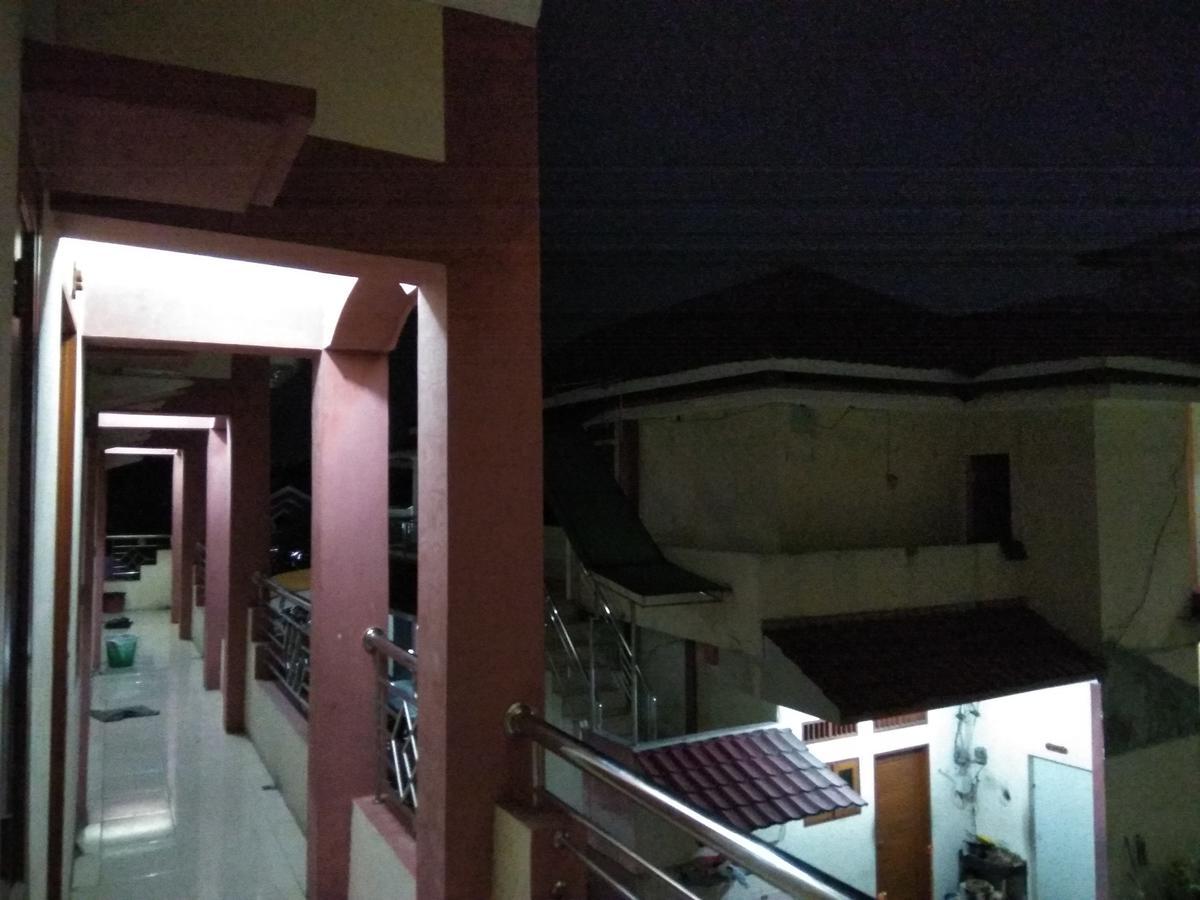 Pondok Cemara Hotell Medan Eksteriør bilde