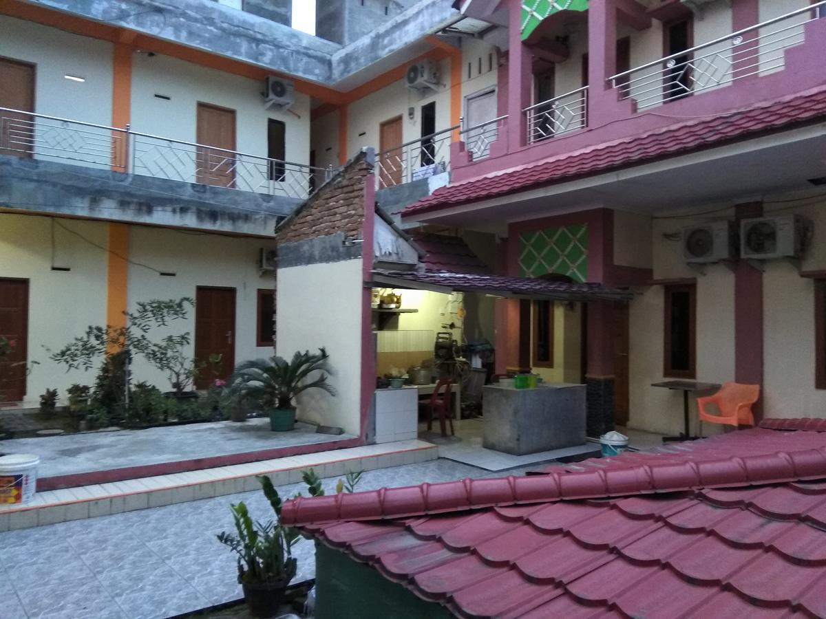Pondok Cemara Hotell Medan Eksteriør bilde